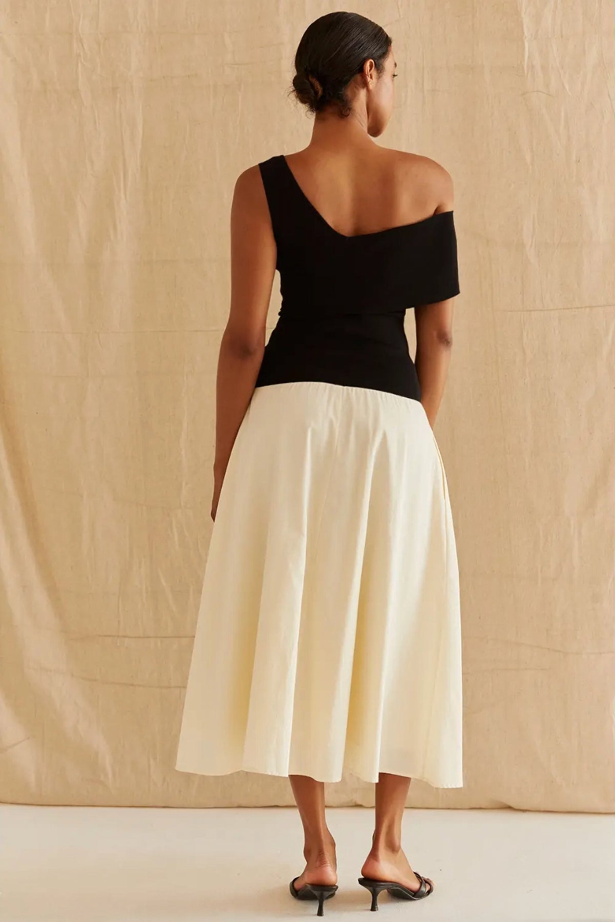 Ariana Contrast One Shoulder Midi Dress image 2